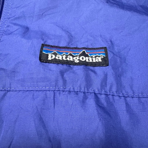 Patagonia Women's Purple and Gray Jacket - Picture 4 of 4